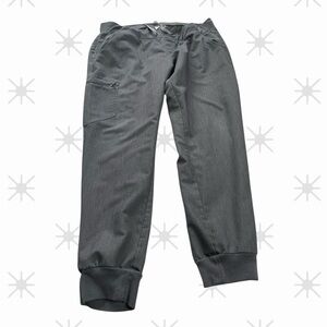 Figs Technical Collection‎ Gray Scrubs~ size XL
Healthcare or Medical Staff